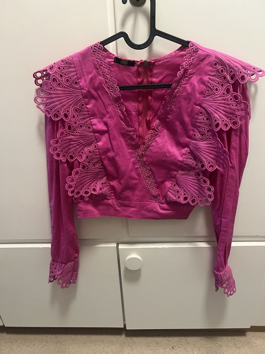 Top: Pinkes Top mit Spitze Crop – Nuovo (secondo la descrizione) da Zürich venduto da R1908