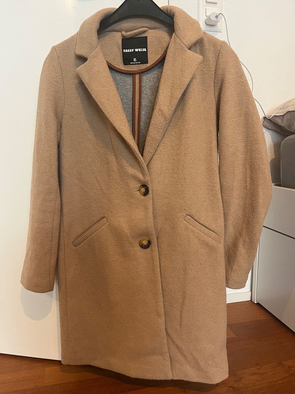 Tally Weijl Cappotti: Mantel braun – Usato da Rehetobel venduto da ale_gtg5
