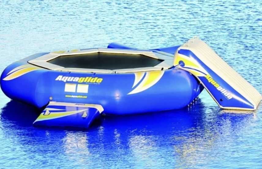 Trampolines: Wasser Trampolin Aqua Glide – D'occasion à Buochs par TodoAlles 1