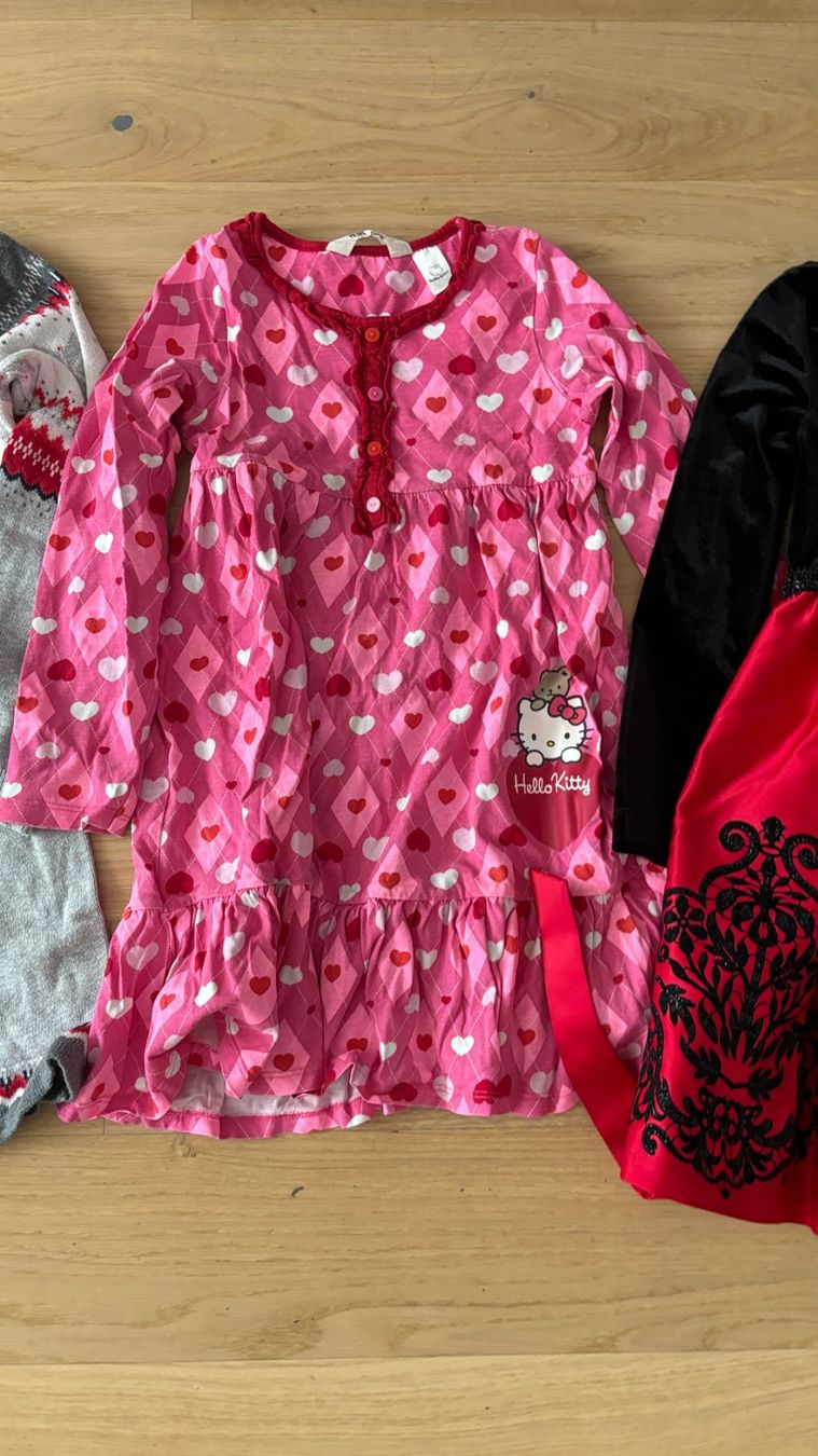 Lotti & Set di vestiti: Kleider Mädchen Gr. 116-122, 5-6 J – Usato da Zürich venduto da pisamun 4