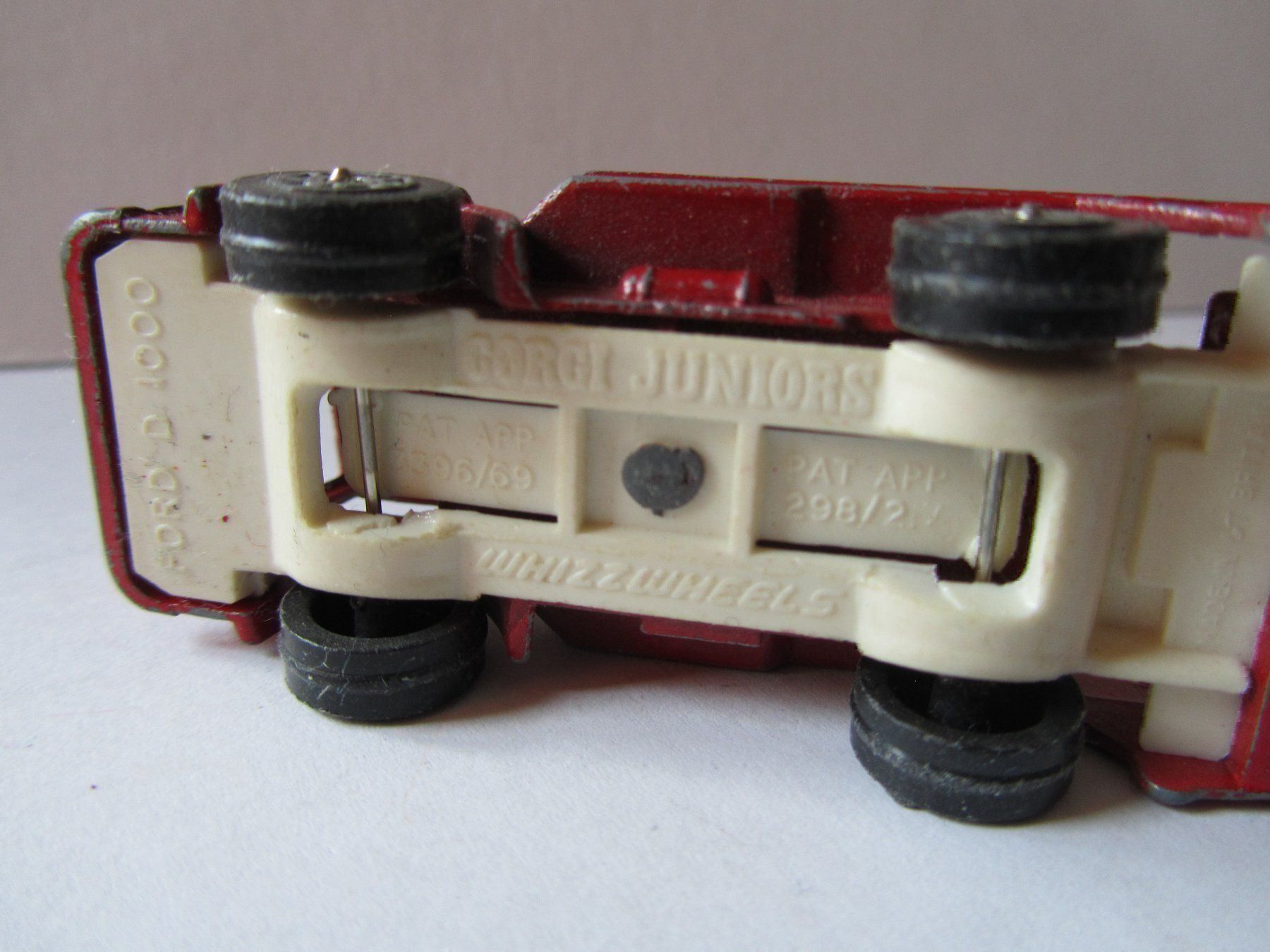 Corgi Toys Modellini d'auto: Corgi Juniors, Ford D 1000 – Usato da Weiningen ZH venduto da dietsch57 8