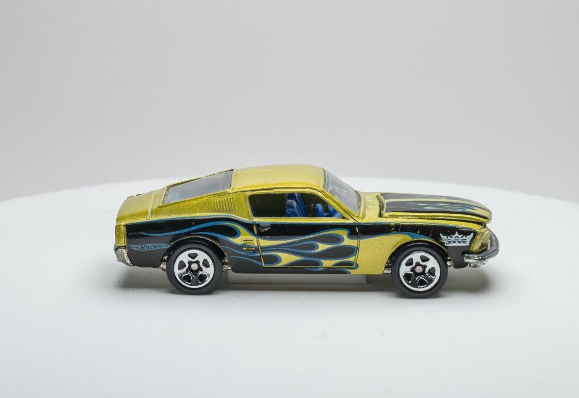 Hot Wheels Modellini d'auto: 2004 Hot Wheels, Mustang 1968 – Usato da epalinges venduto da Misterazz 3