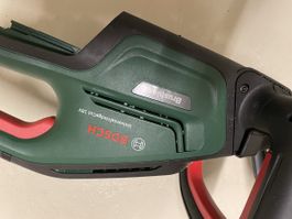 Bosch Heckenschere UniversalHedgeCut 18V-55 mit Akku! BZ