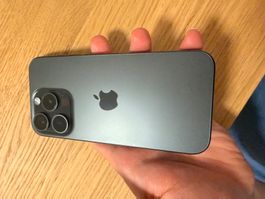 iPhone 15 Pro, 128 GB, kratzerfrei und ohne Beschädigungen