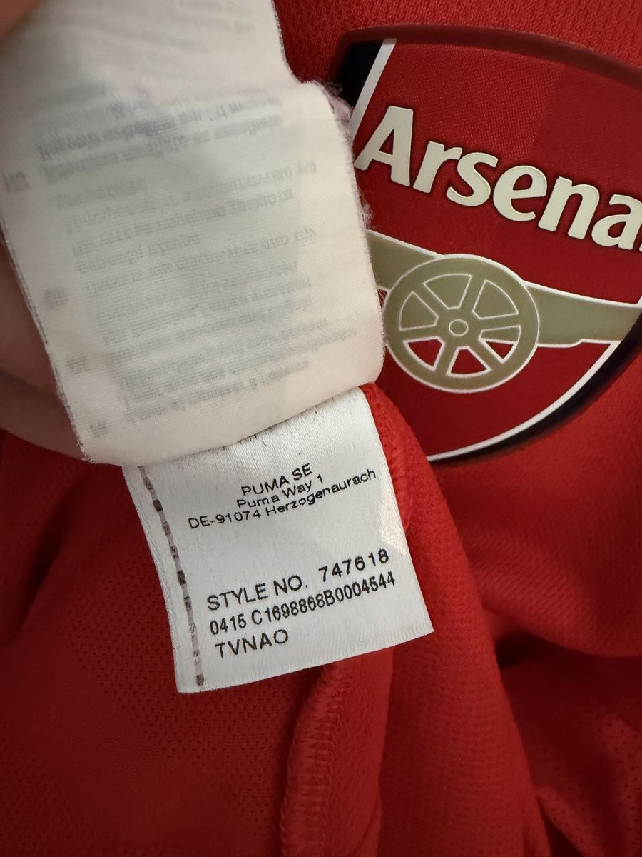 Puma Leibchen & Hosen: Arsenal 2015/16 Trainingstrikot (M) – Gebraucht aus Basel von Ringolero 5