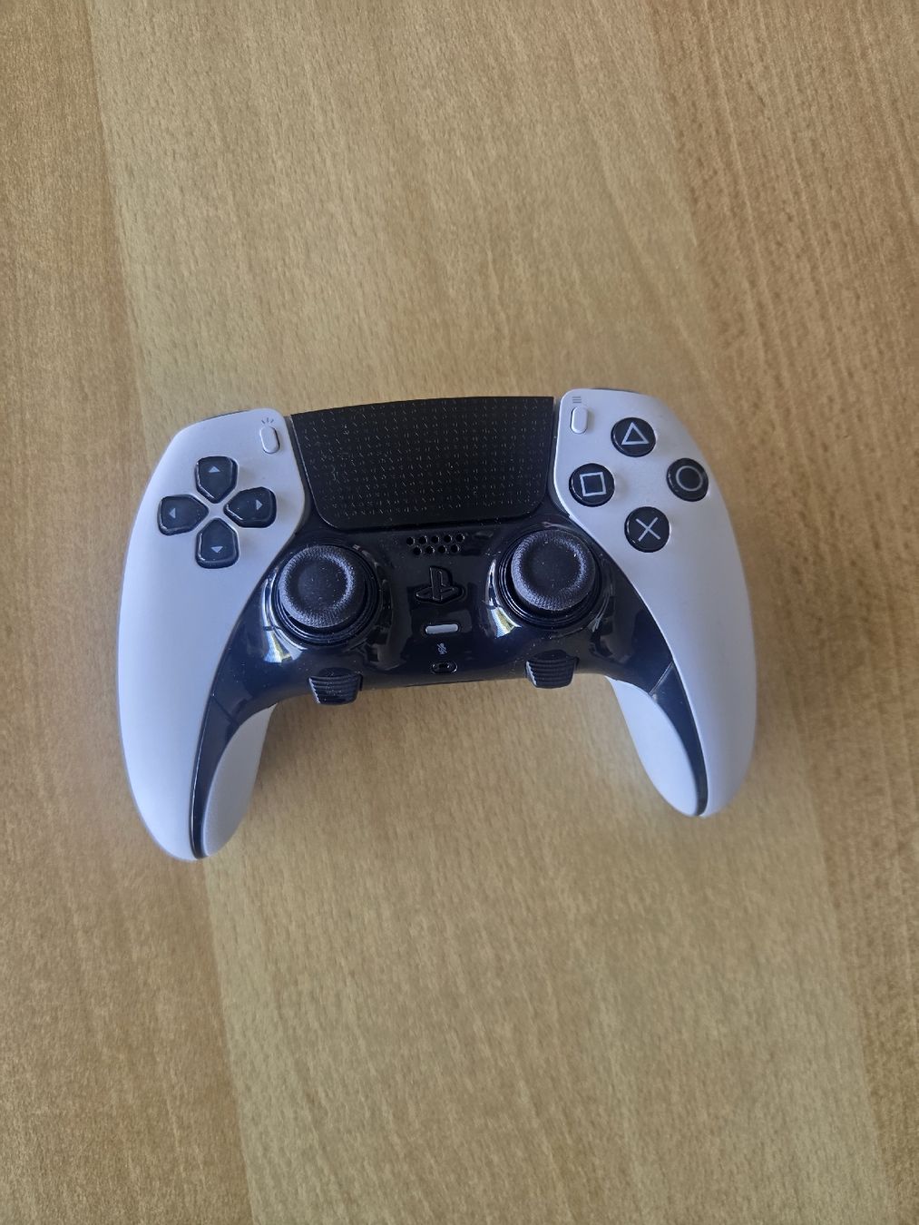 Sony Console: Plusieurs manettes à vendre – Nuovo (secondo la descrizione) da Aven venduto da gae_6krx 3