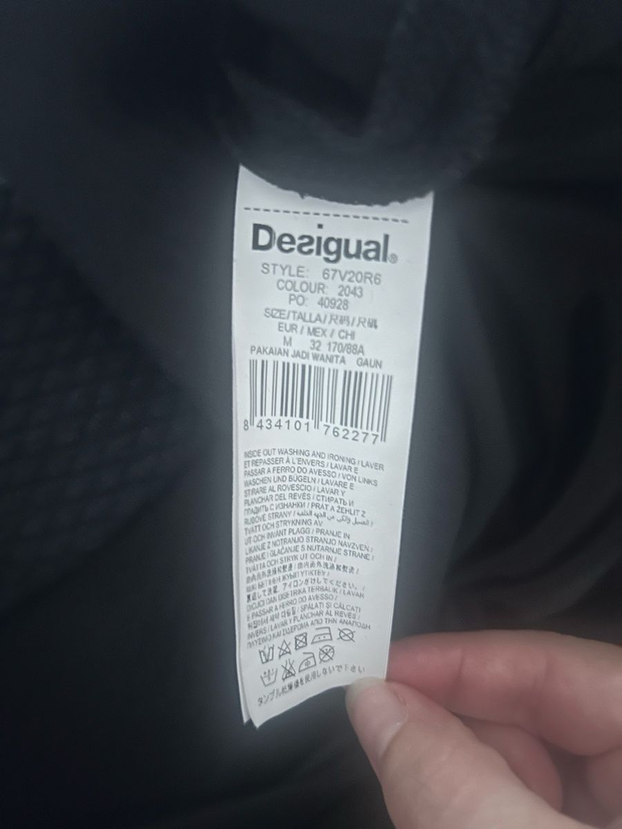 Desigual Kleider: Desigual Kleid schwarz grau Grösse M – Gebraucht aus Allschwil von meeresperle 6