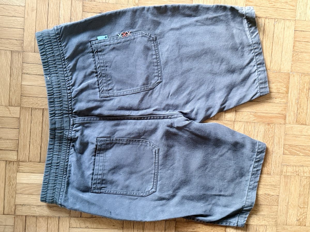 Pantalons: Shorts – Neuf (Voir description) à Niederwangen BE par fkaska