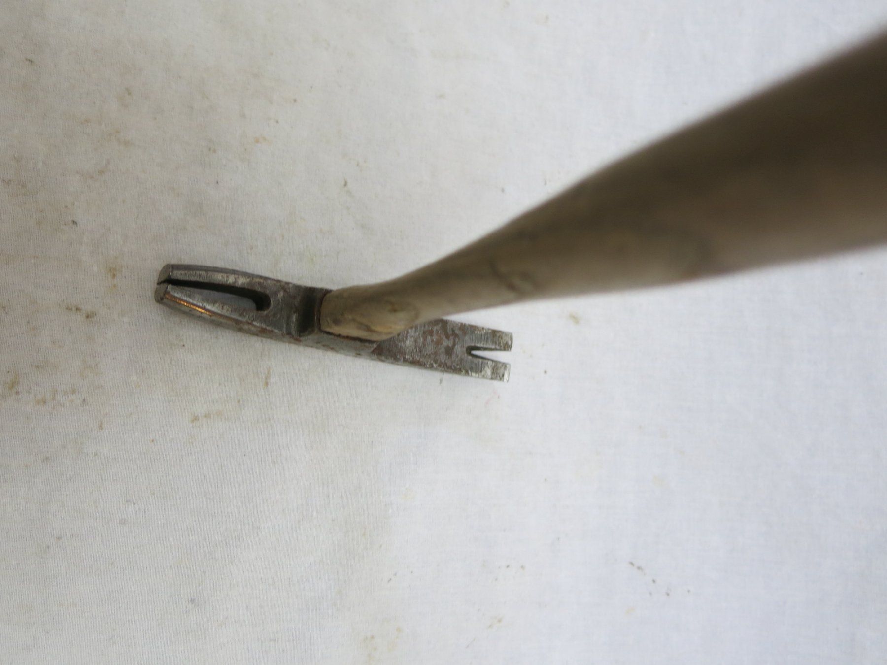 Alle Werkzeuge: Fund Alt Patina Polsterer-Hammer Magnetisch – Gebraucht aus Buchs ZH von Ste1727 4