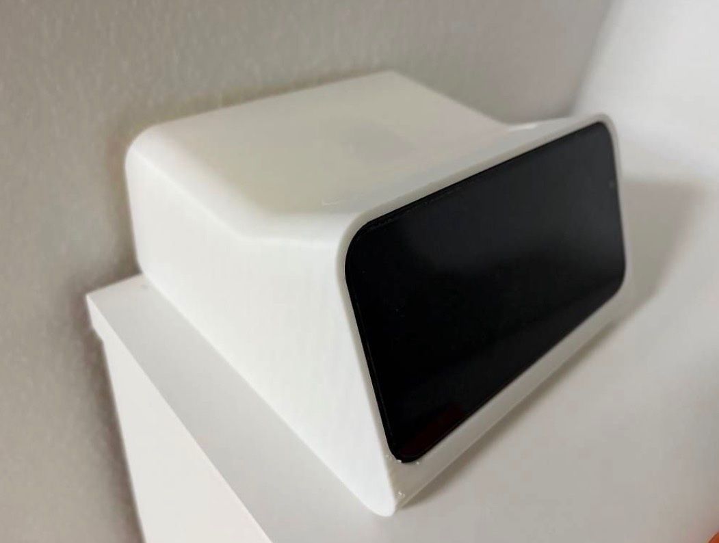 Docking station: Ladestation iPhone 14 – Neuf (Voir description) à Wohlen AG par eri_mx5j 1