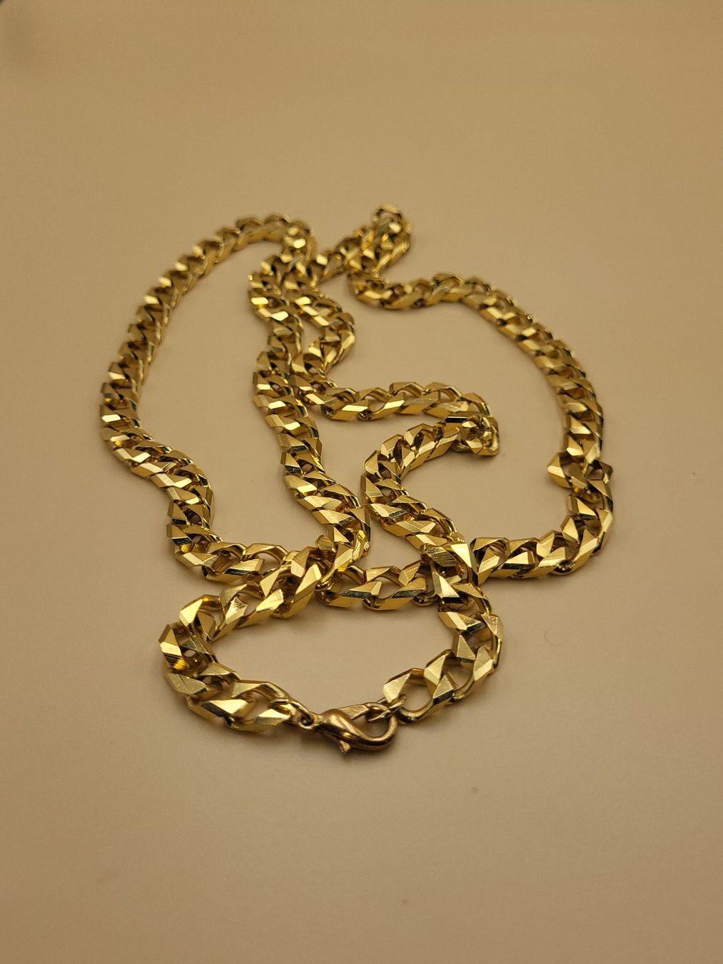 Catenine: Elegante Goldige Panzerkette – Usato da Wald ZH venduto da SwissPawnshop 1