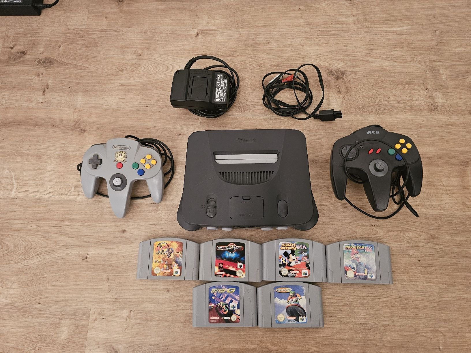 Nintendo Console: nitendo n64 konsole – Usato da Kreuzlingen venduto da milo-ss