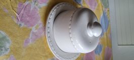 Schönes Serviergefäss (z.B. für Käse)