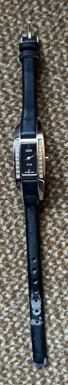 Orologi: Damenuhr "Cover Watch" – Usato da Biberist venduto da Californiagirl