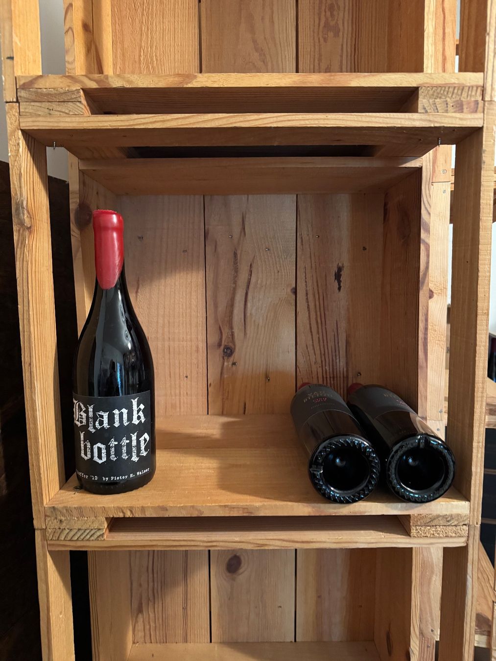 Caisses de transport: Weinkisten Holz "der Klassiker" – D'occasion à Thalwil par Batlizh