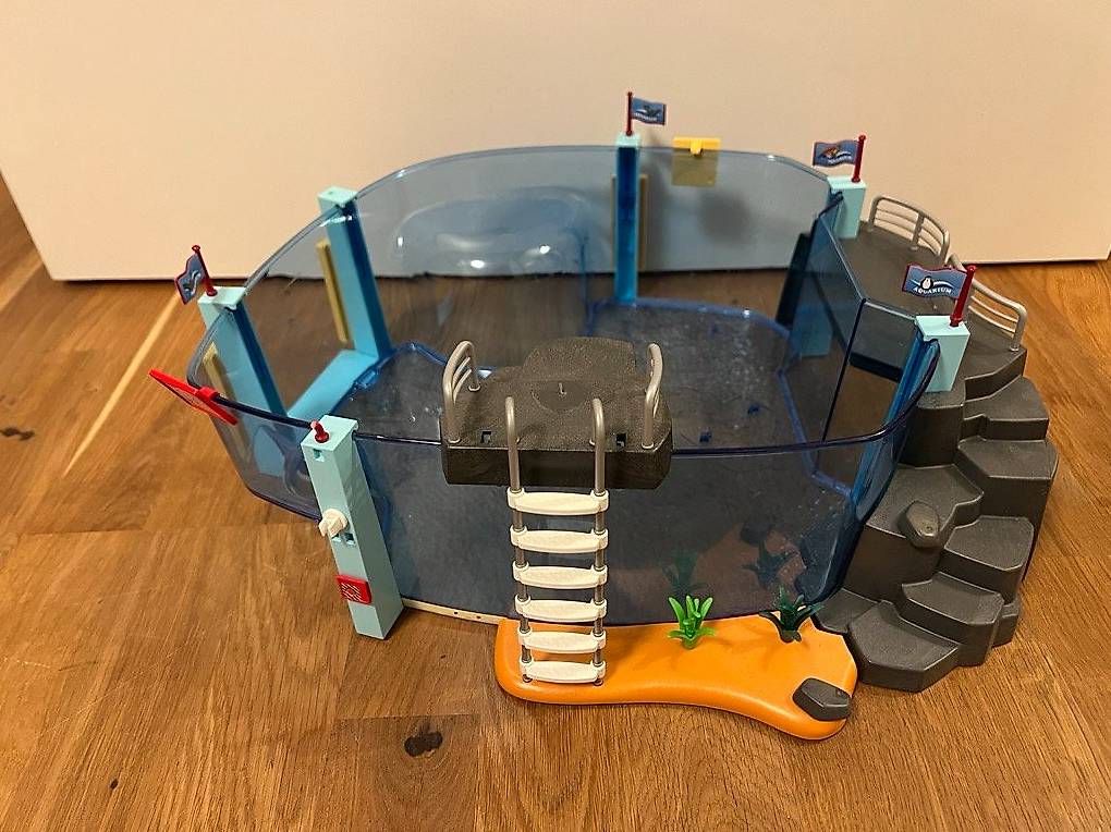Giocattoli: Playmobil Aquarium – Usato da Hünenberg See venduto da Dowjones 3