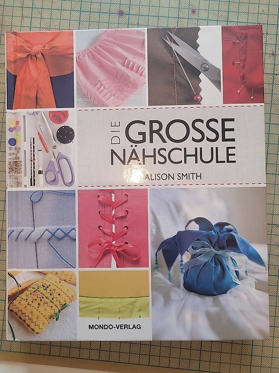 Livres: Buch Nähschule – D'occasion à Balgach par Pickle