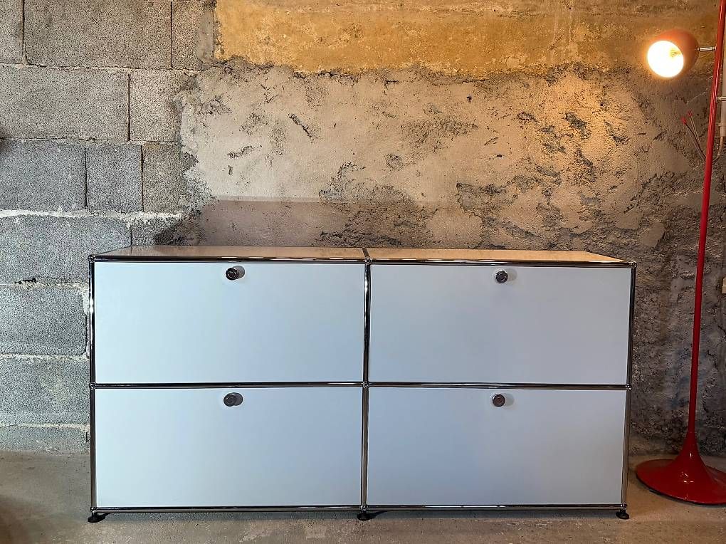 USM Cassettiere: USM Haller Sideboard lichtgrau mit 4 Klappen – Usato da Schalunen venduto da Schwende2 4