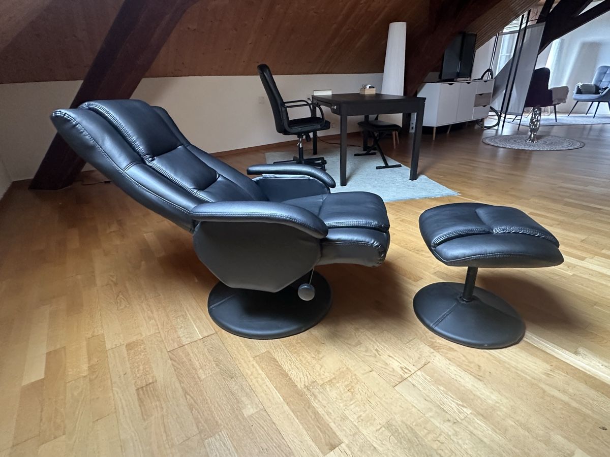 Fauteuils: Sessel mit Hocker – D'occasion à Biberstein par Koala1995 3