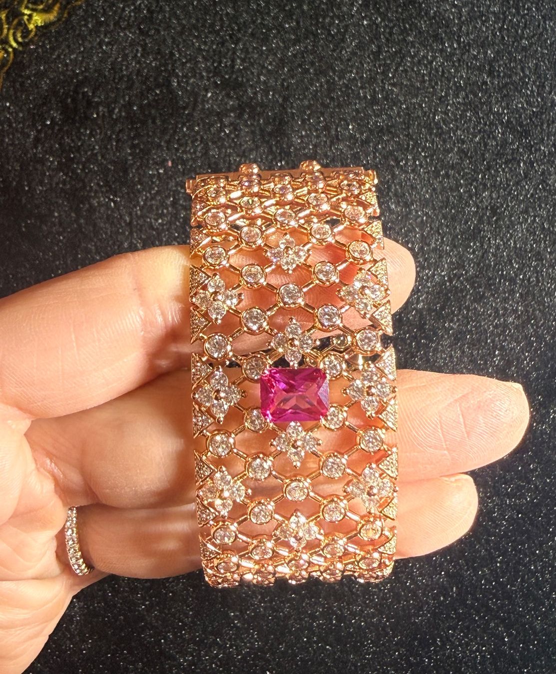 Bracciali & Braccialetti: Bracelet manchette Éclat royal – Nuovo e nell'imballaggio originale da St-Maurice venduto da Sandrinette123 1
