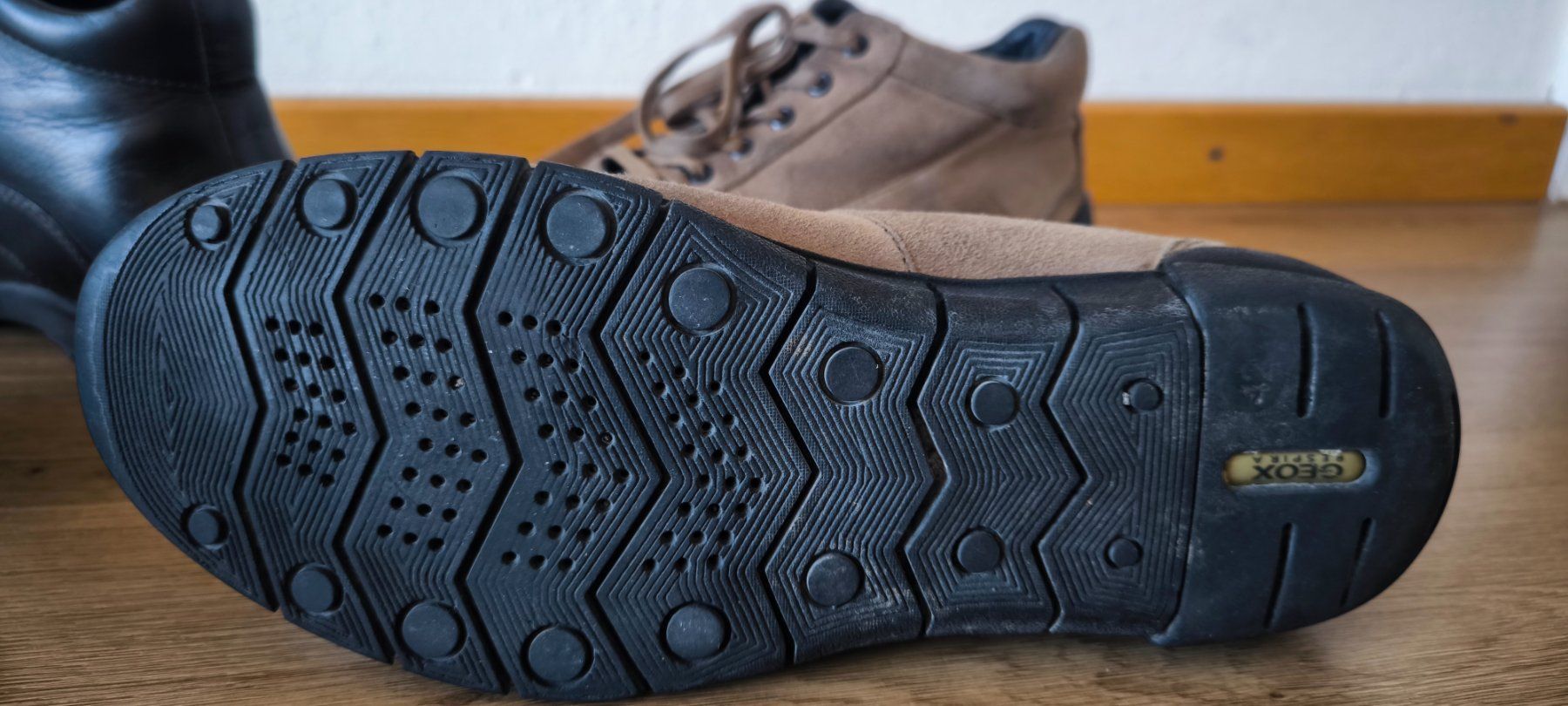 Geox Scarpe da uomo: 2x Geox Stiefel 42 – Usato da Ebikon venduto da brombomboli 5