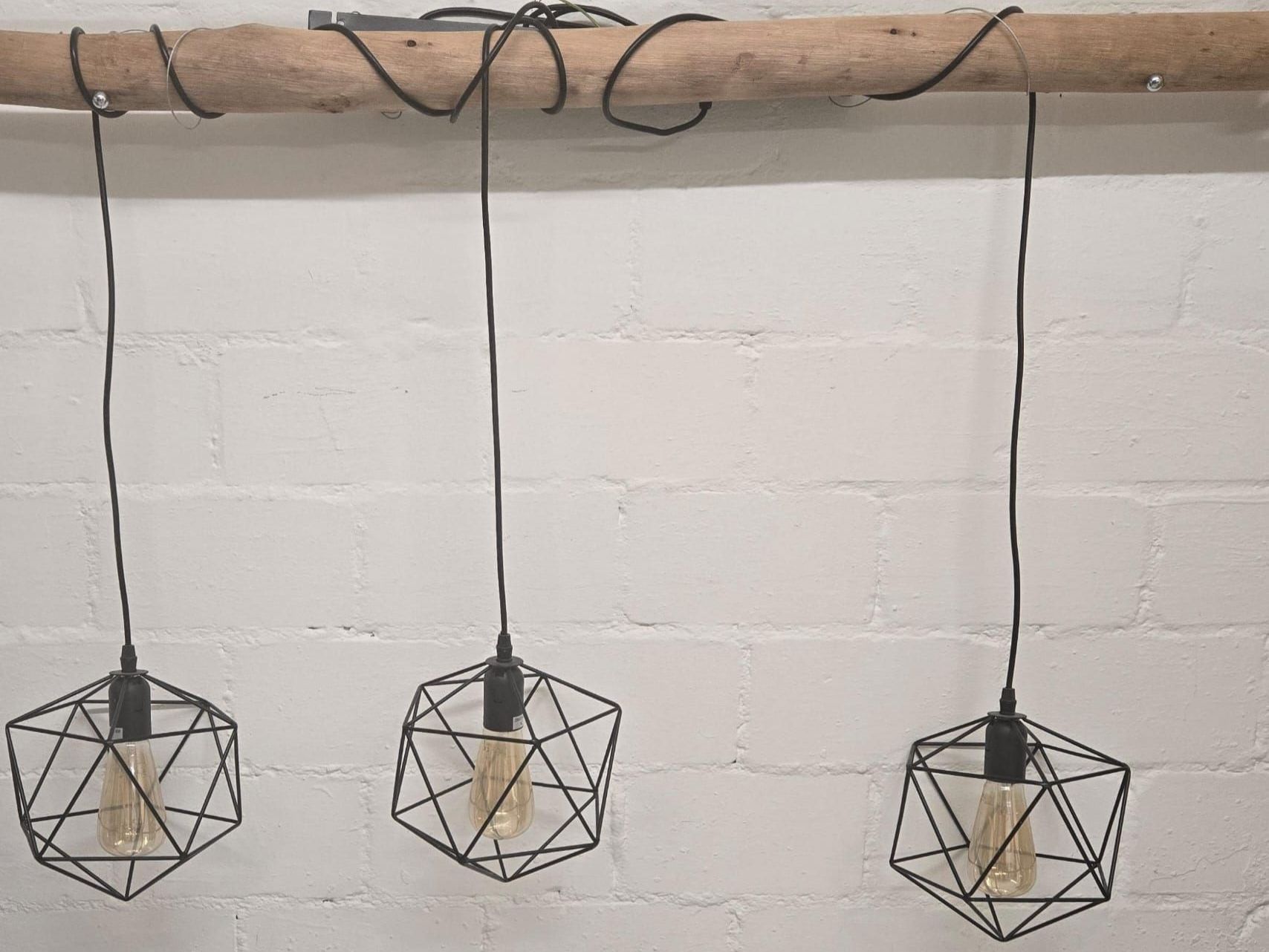 Lampade: 3er Set Hängelampen Draht Schwarz Design Loft Lampe – Usato da Rheinsulz venduto da Dred