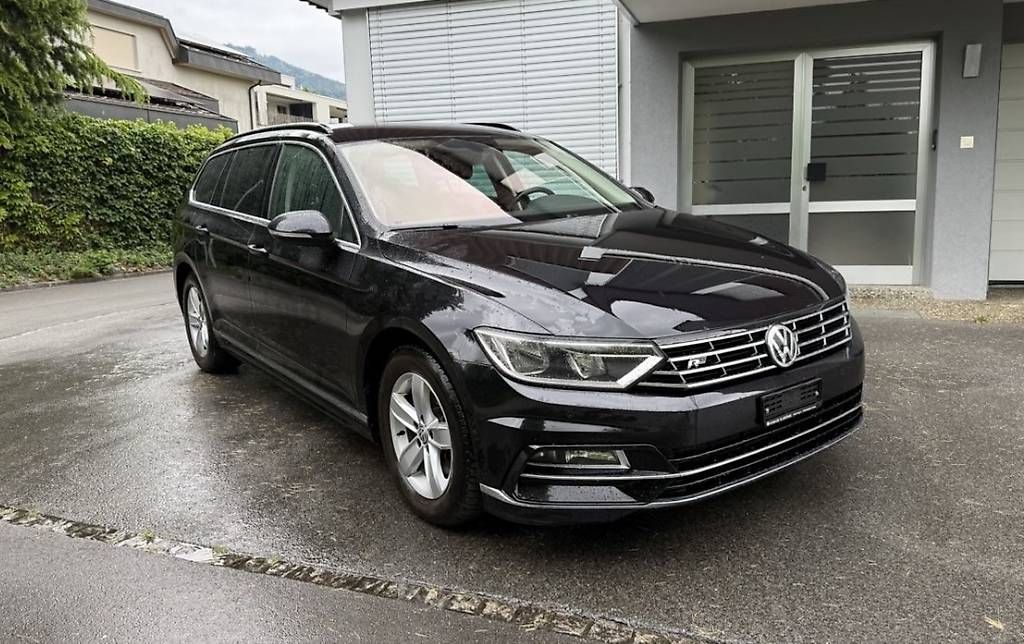 VW Automobili: Passat Variant 2.0 TDI BMT R-Line DSG – Usato da Altstätten SG venduto da HERRDERDINGE1 1