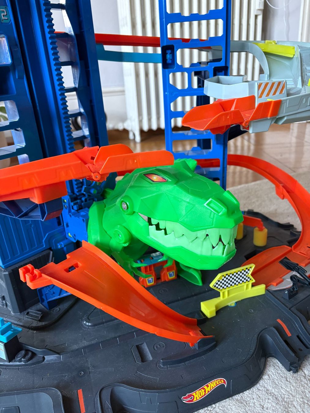 Hot Wheels Spielzeuge: Hotwheels Ultimate Garage - T-Rex – Gebraucht aus Zürich von kyso 2