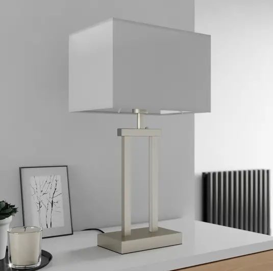 Lampade: Tischleuchte Sigurd mit Stoffschirm – Nuovo e nell'imballaggio originale da Basel venduto da Seifehuesli 2