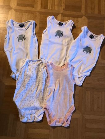5x Bodys neu Gr. 74 (36)