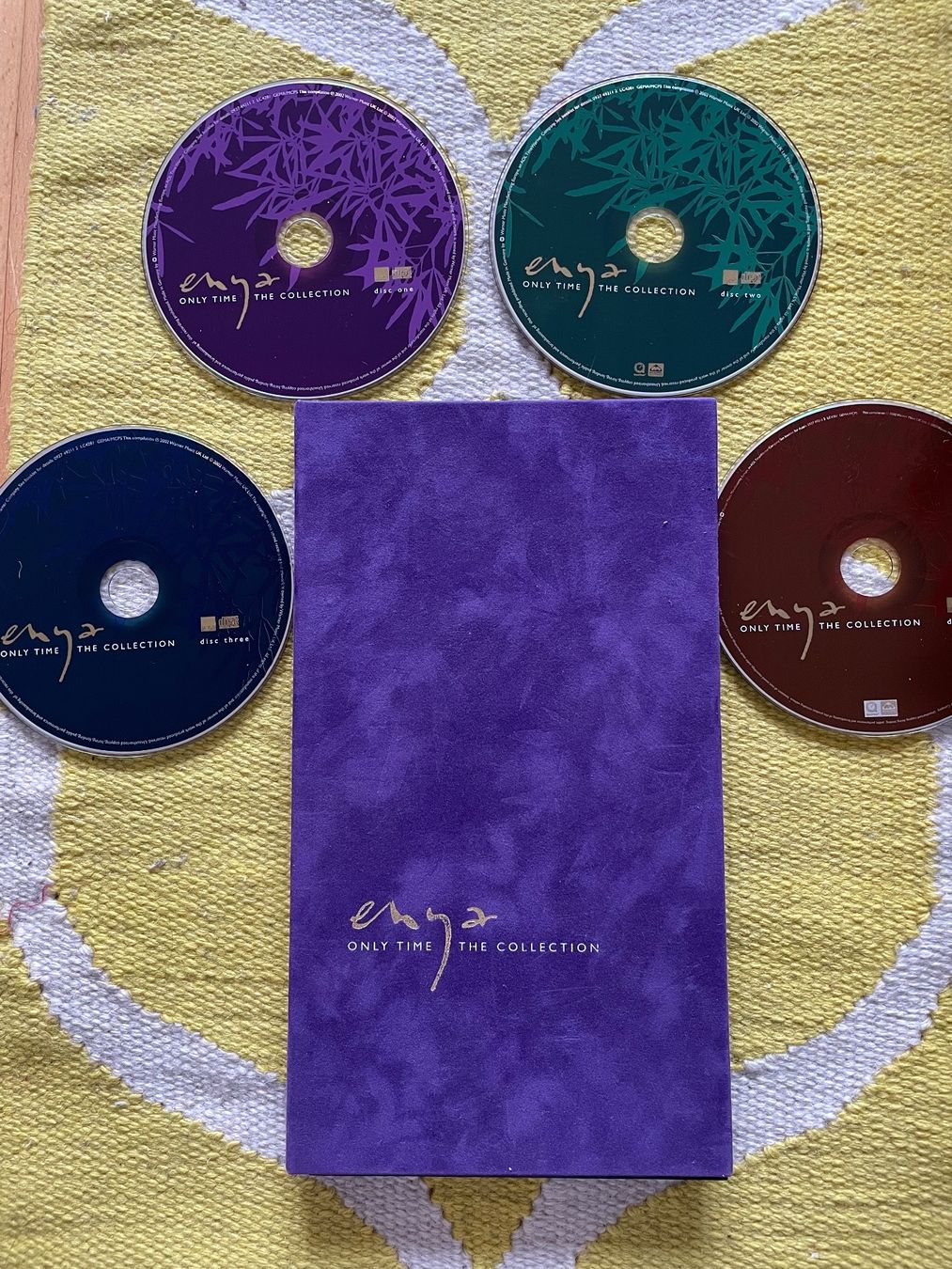 CDs: ENYA-4CD THE COLLECTION/ONLY TIME – Gebraucht aus Rorschacherberg von CD-Roli