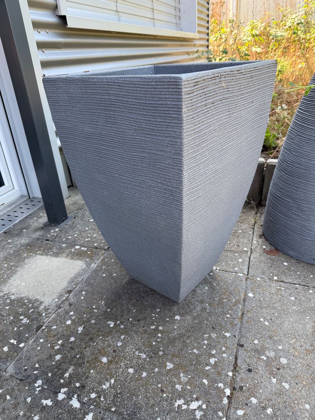Blumentöpfe: Gardenline Planzentöpfe 60cm Anthrazit – Gebraucht aus Wiesendangen von Kleine11