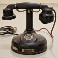 PTT 24 French telephone, 1930s