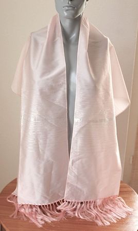 Neues Schultertuch- Foulard , Länge 1m 78 cm