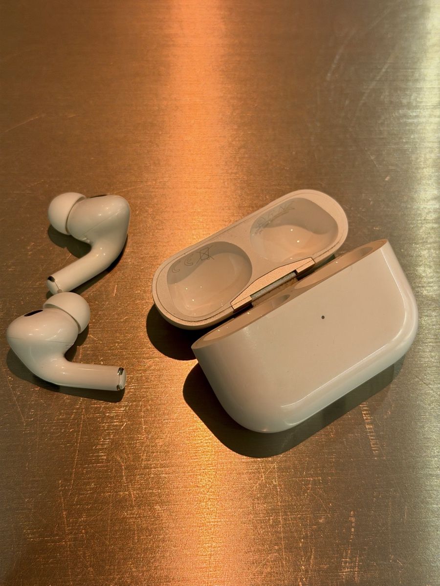 Apple Kopfhörer: Apple Airpods Pro2 – Gebraucht aus Oberrieden von MikeDropDeals 1