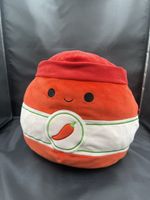 SQUISHMALLOW Illian Sriracha