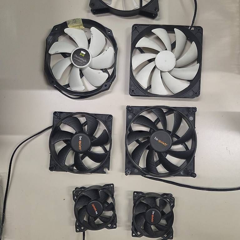 Componenti elettronici: PC-Lüfter-Bundle: be quiet, Thermaltake, Cooler Master uvm – Usato da Zürich venduto da thorringor 2