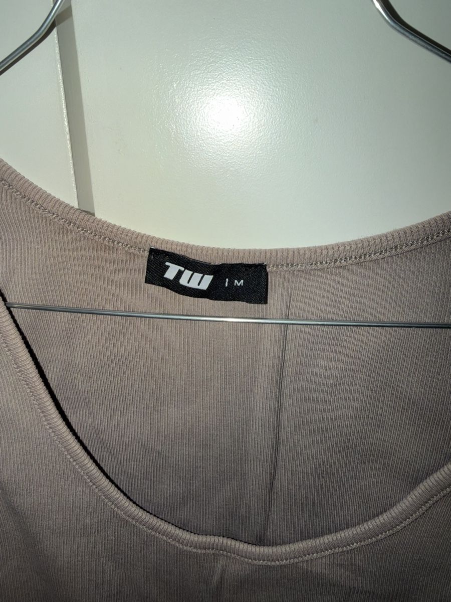 Tally Weijl Top: Tank Top gerippt beige Grösse M – Nuovo (secondo la descrizione) da Biel/Bienne venduto da Peeeep10 2