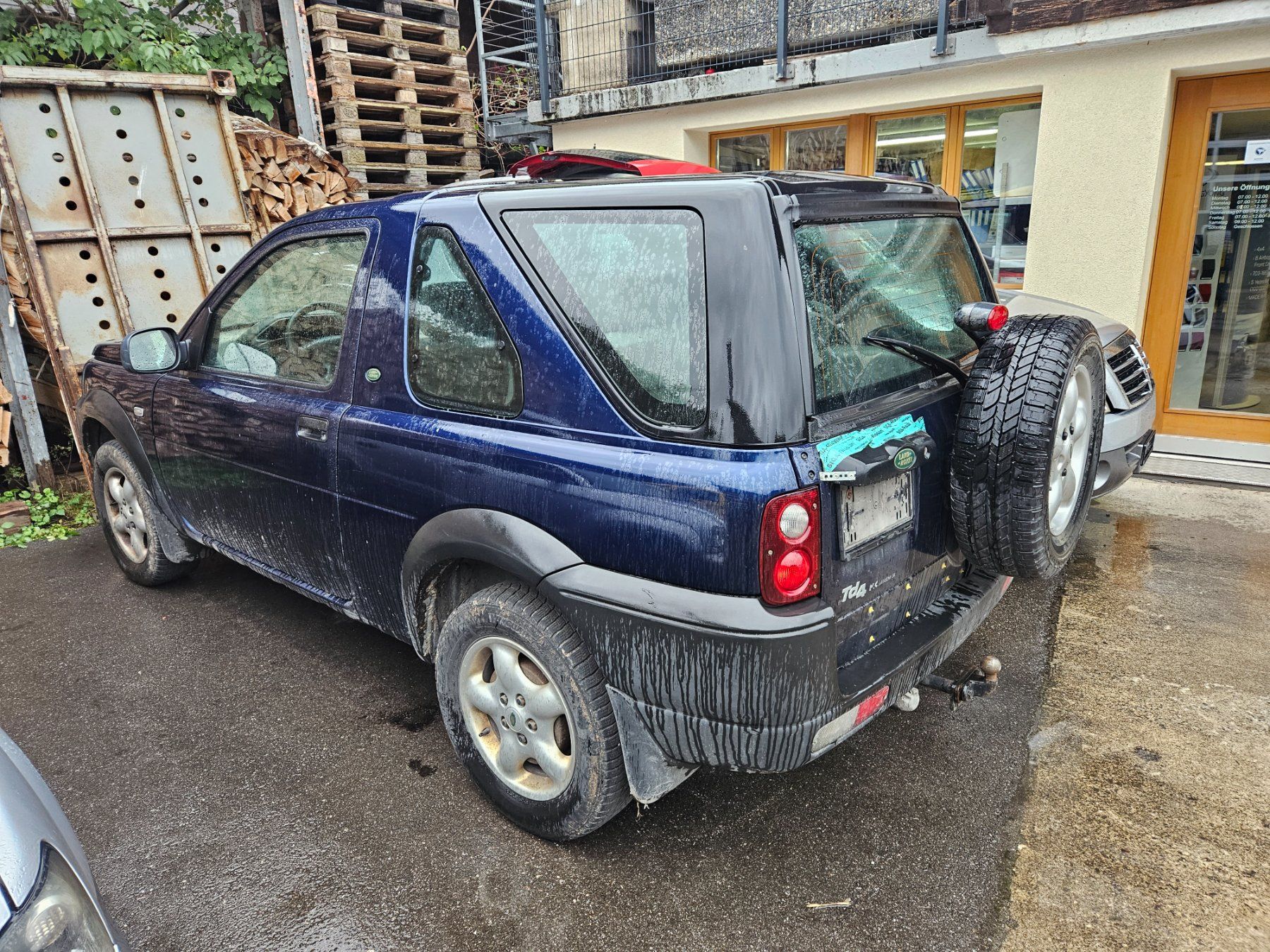 Land Rover Autos: Landrover Freelander TD4 – Defekt aus Reichenbach im Kandertal von  4