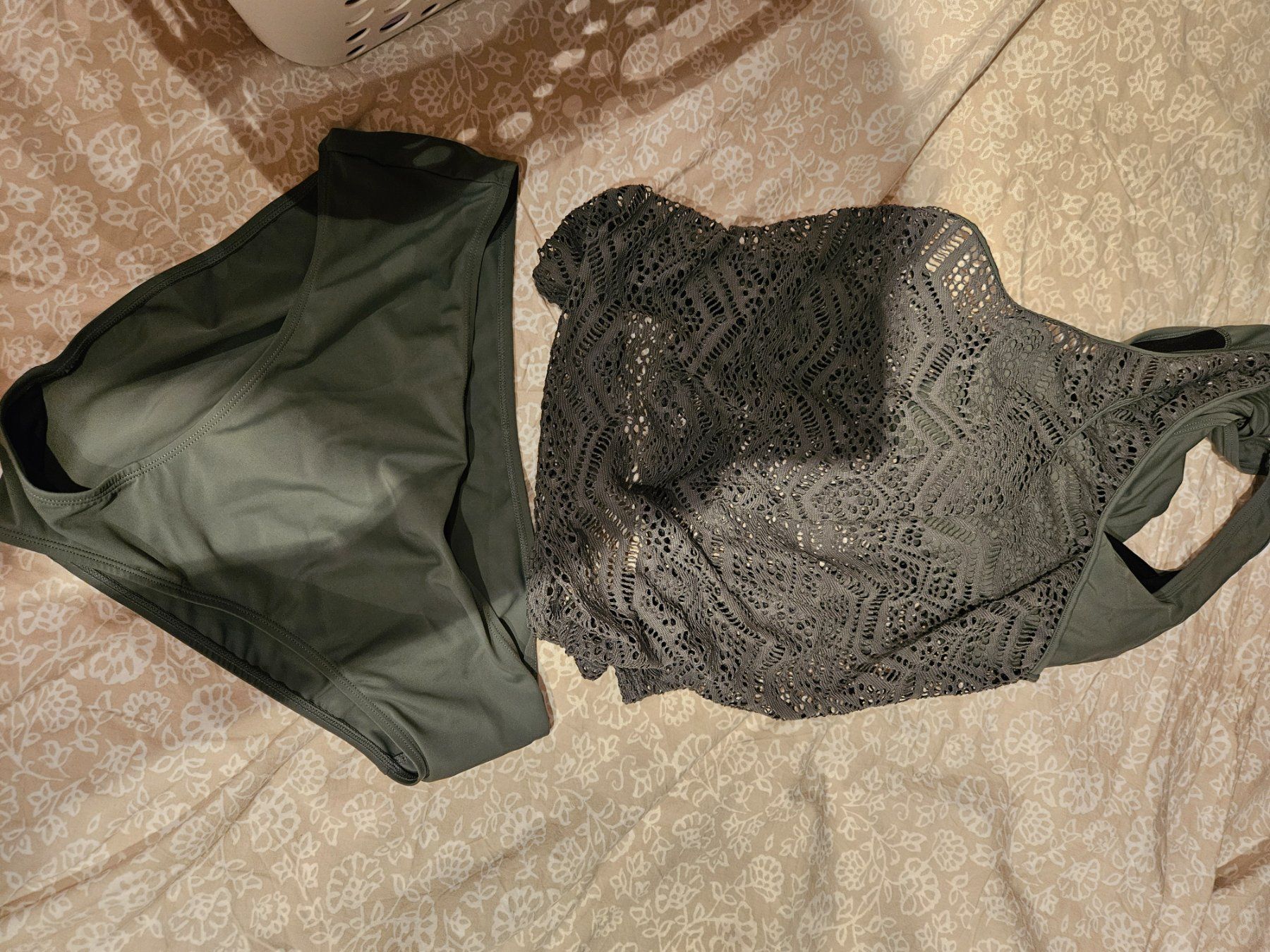 Lotti di vestiti: Kleiderpaket Damen – Usato da Seon venduto da Julia87 5