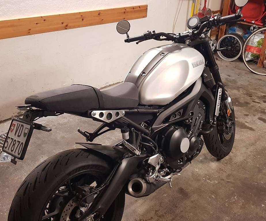 Yamaha Strada: YAMAHA XSR 900 – Usato da La Croix (Lutry) venduto da Cork9