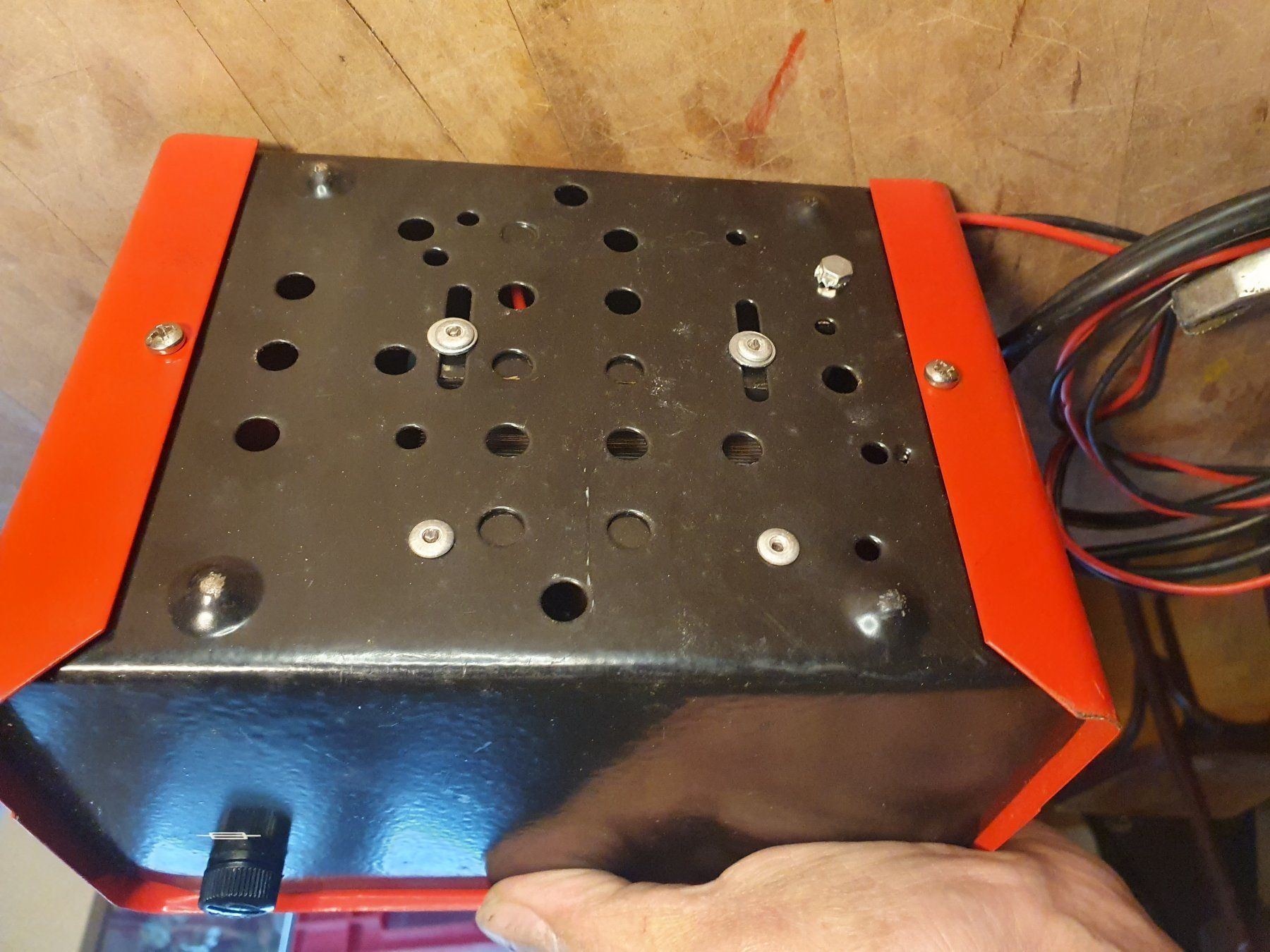 Batterie-Ladegeräte: Junior 6V / 12 V Batterieladegerät – Gebraucht aus Zürich von loosebone 4