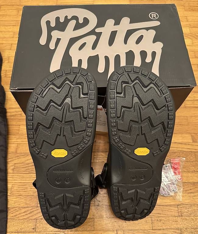 Scarpe da uomo: Patta x Crocs Classic EXP Clog Black  – Nuovo e nell'imballaggio originale da La Plaine venduto da Swizzplug 3