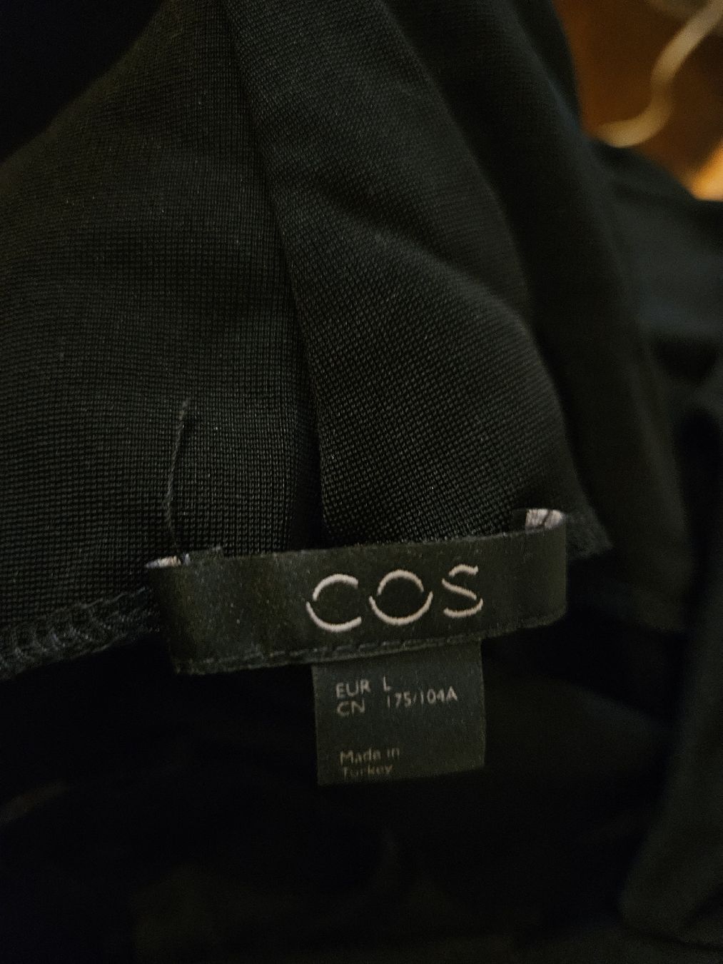 Cos Vestiti: Robe COS courte dos nu – Usato da Renens VD venduto da kaltri 2