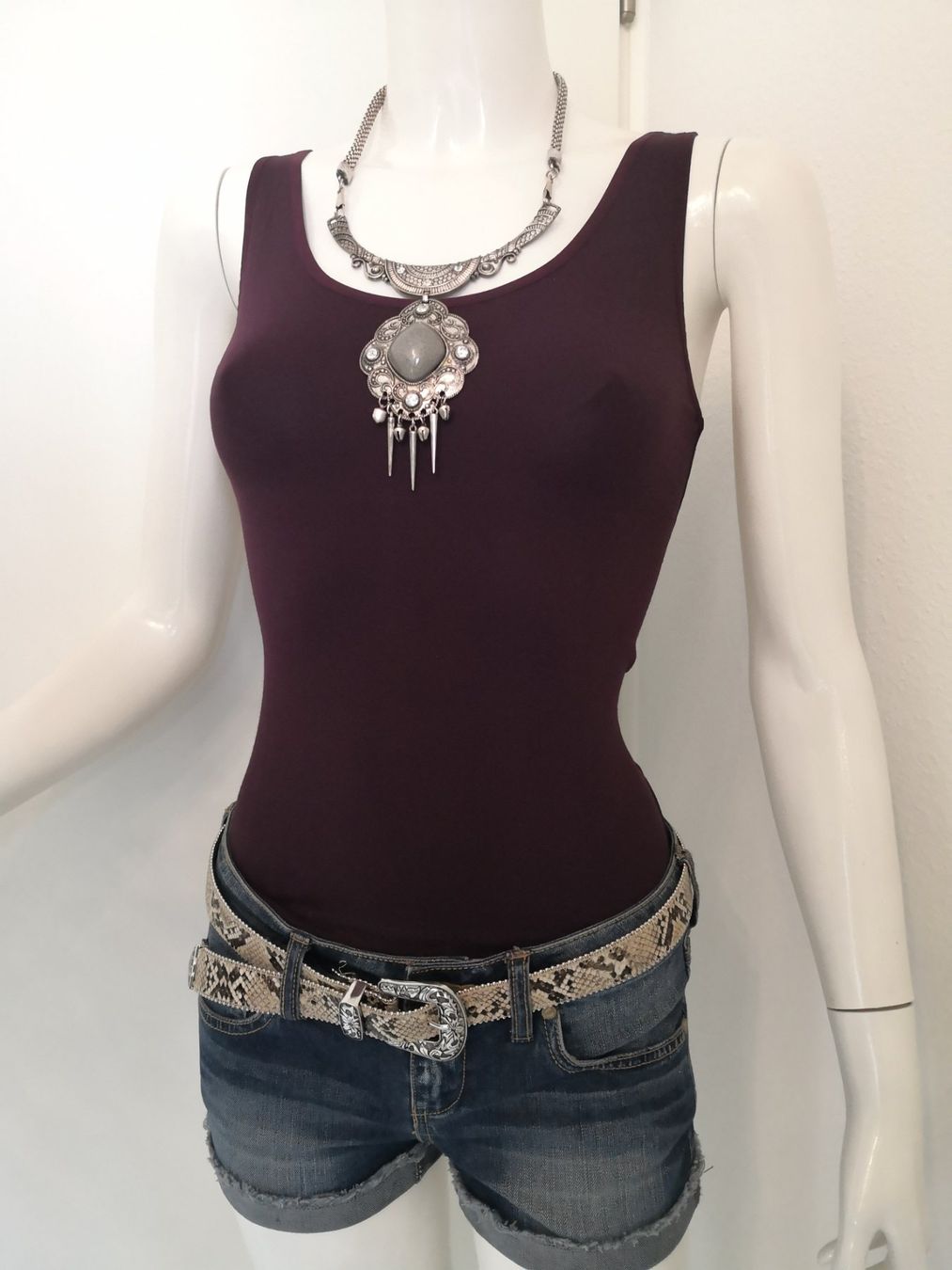 Mango Top: 🤩MANGO TOP BORDEAUX STRETCH – Nuovo (secondo la descrizione) da Olten venduto da Naja-Twins-Twins 4