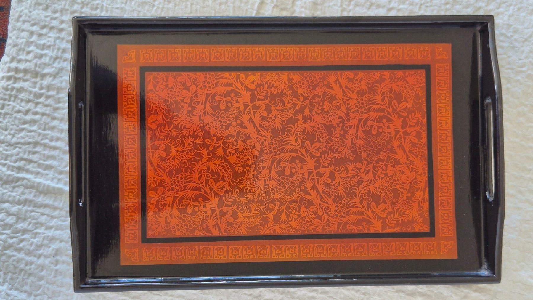 Servierplatten: Schönes Vintage Servierbrett, Tablett, Lack, Geschenk. – Neu (gemäss Beschreibung) aus Wabern von O_b_u