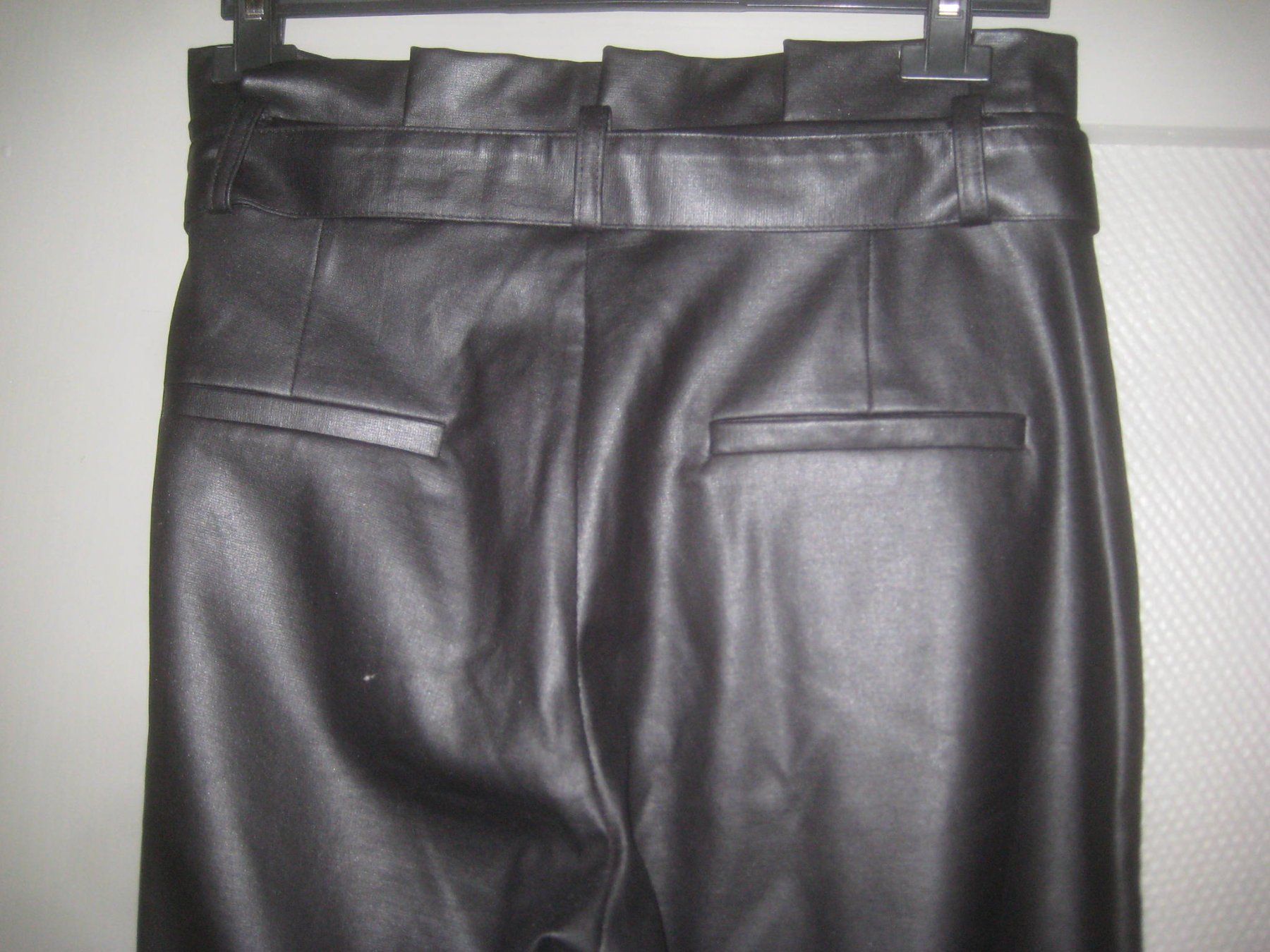 Zebra Hosen: DAMEN  HOSE – Gebraucht aus Uster von flocke1 2