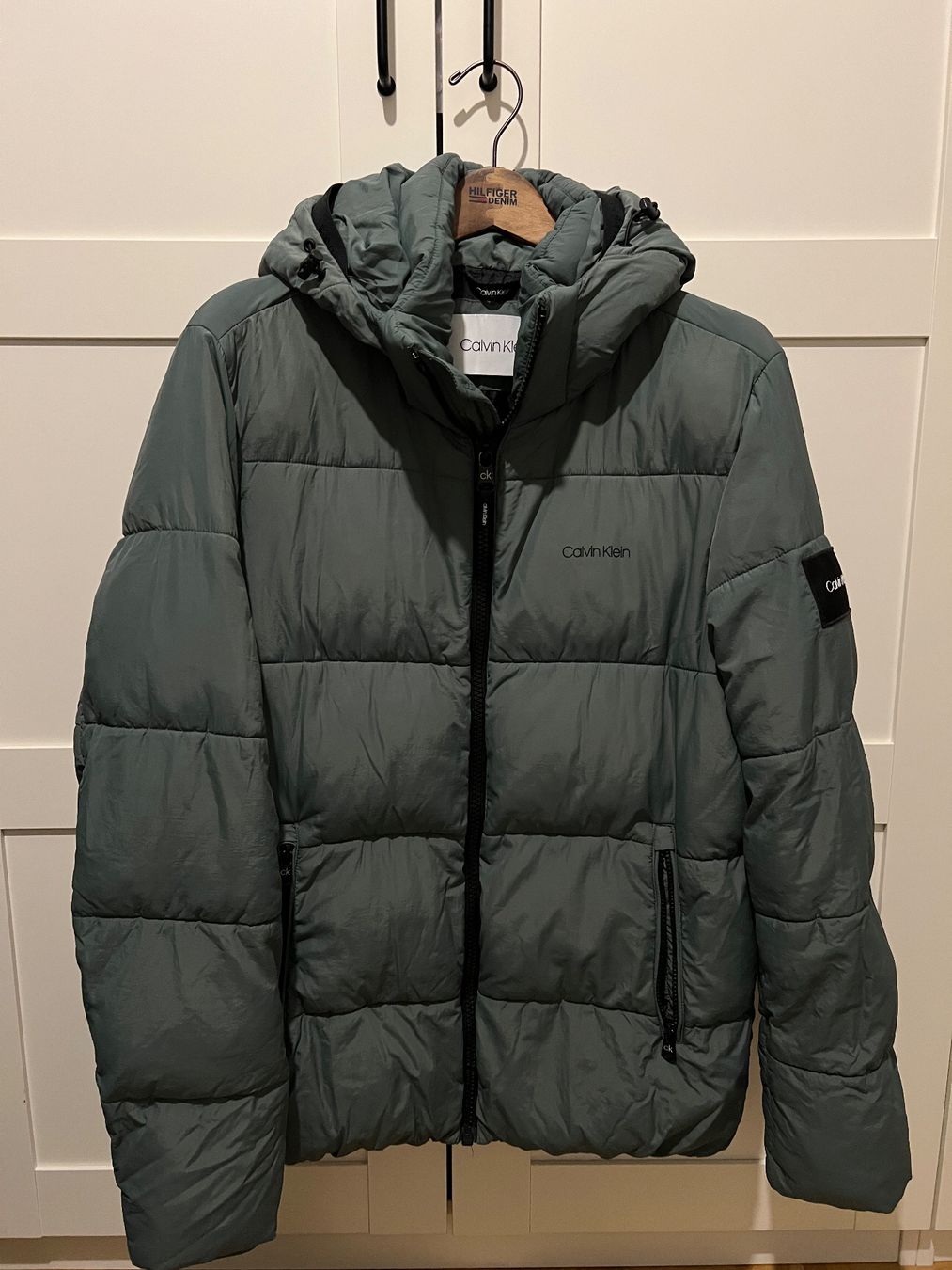 Giacche: Calvin Klein Winter Jacke – Usato da Wittenbach venduto da DGB_xoxo