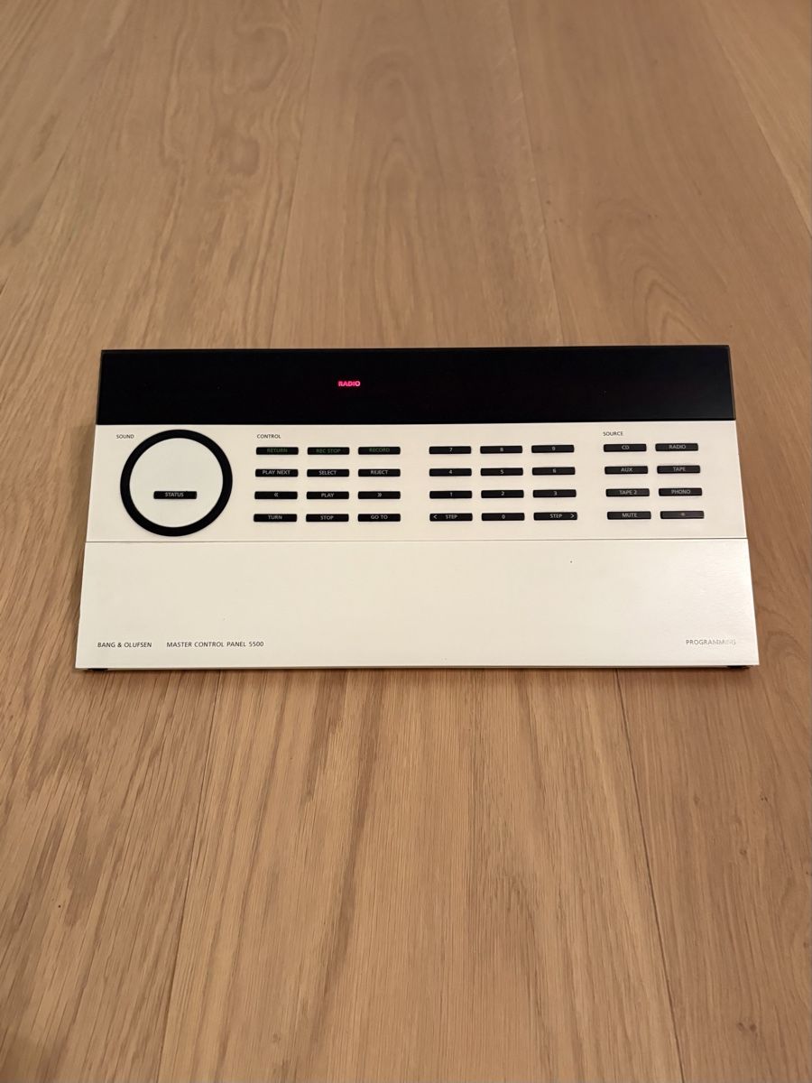 Bang & Olufsen Fernbedienungen: Bang & Olufsen Master Control Panel 5500, Fernbedienung – Gebraucht aus Dornach von manu10