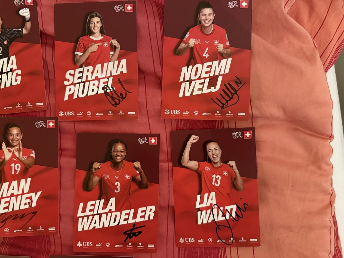 Autografi: Autogrammkarten Nationalteam Schweiz – Usato da Rüschlikon venduto da Andi_2000 2